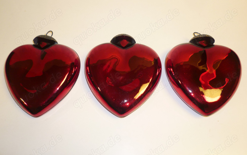 3 rote Dekoherzen