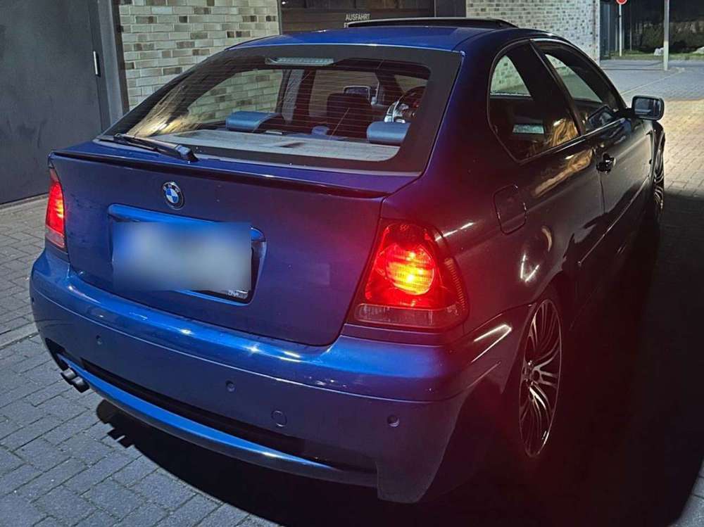 BMW 325