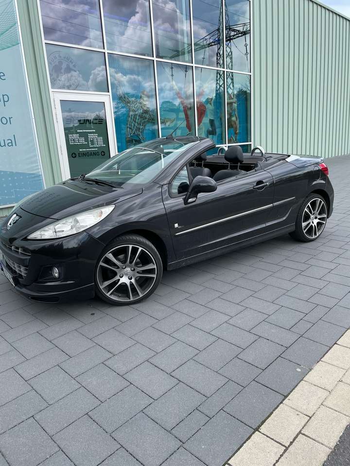 Peugeot 207 Black White Edition