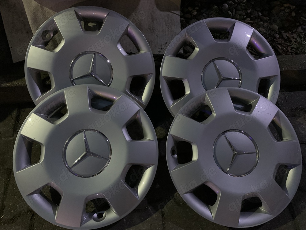 Mercedes rad kappen 15 zoll neuwertig Mercedes rad kappen 15 zoll neuwertig