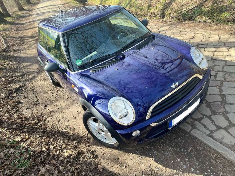 MINI One Sehr selten! Limitierte "Black Eyed Purple"-Farbe