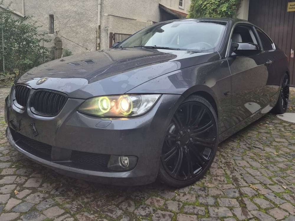 BMW 325 325i xDrive Coupe Aut.
