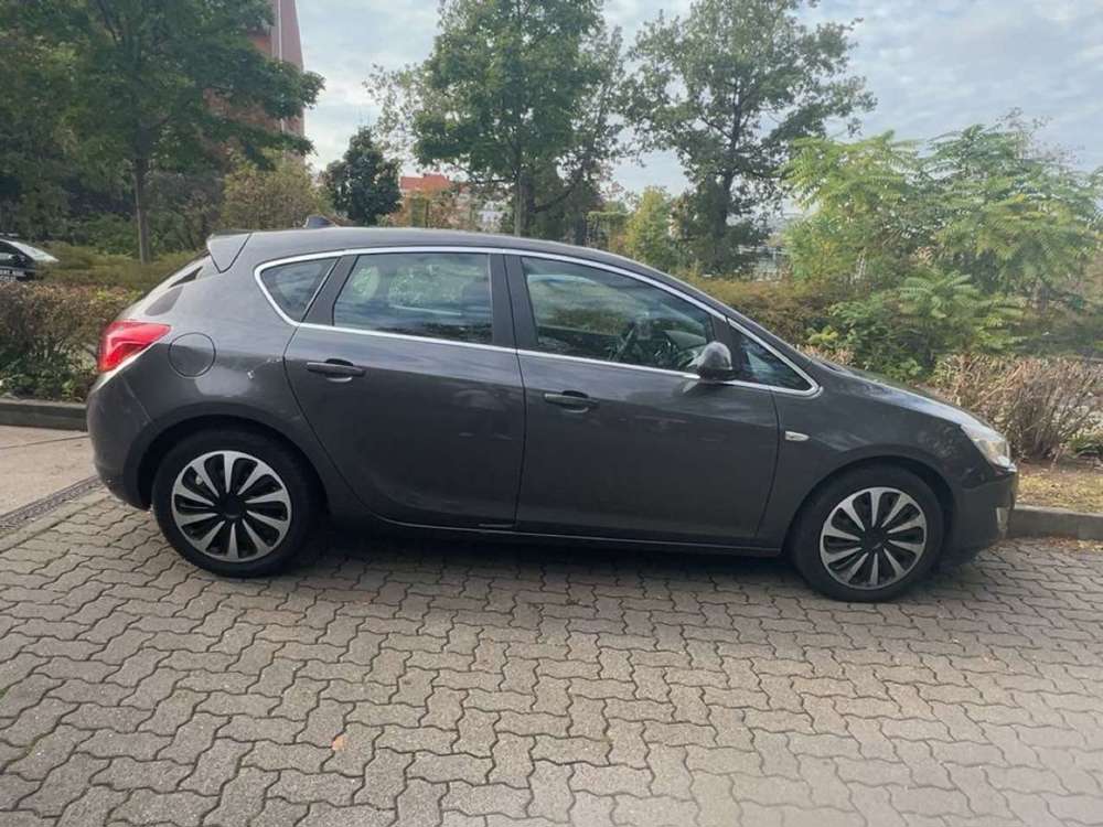 Opel Astra 1.6 Cosmo
