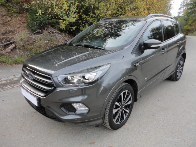 Ford Kuga ST-Line 134KW 4x4 Automatik TOP Ford Kuga ST-Line 134KW 4x4 Automatik TOP