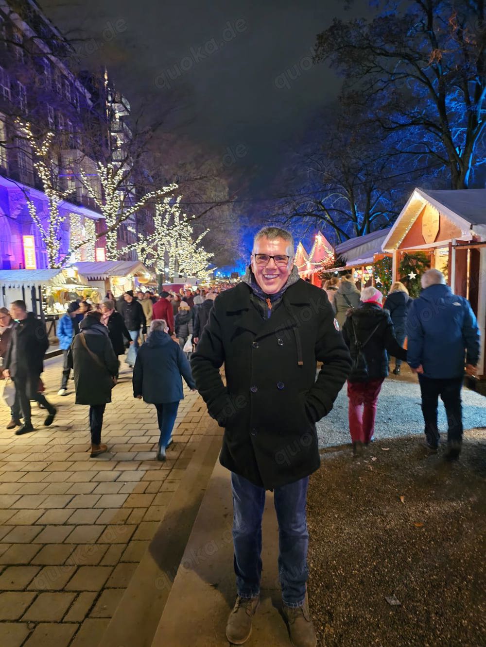 Heiligabend ab 22:00 Uhr. Netter Mann sucht Paar und oder Frau