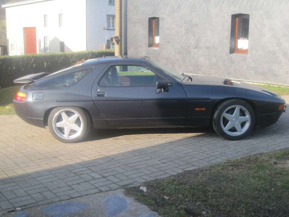 Porsche 928 928 S 4