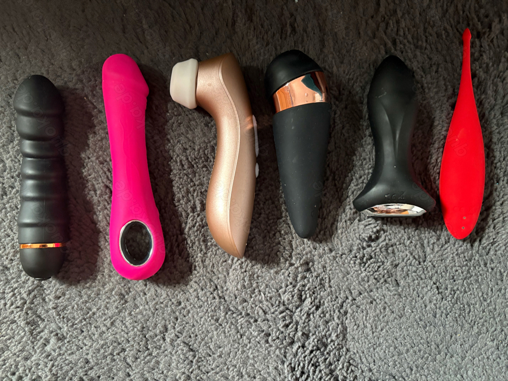 Biete meine Sex Toys an, da ich zu viel habe.