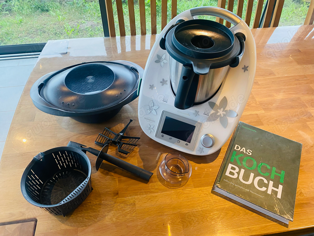 Thermomix TM5 mit Zubehör
