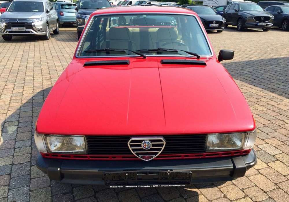 Alfa Romeo Giulietta 1.6 , neuwertig aus Sammlung Alfa Romeo Giulietta 1.6 , neuwertig aus Sammlung
