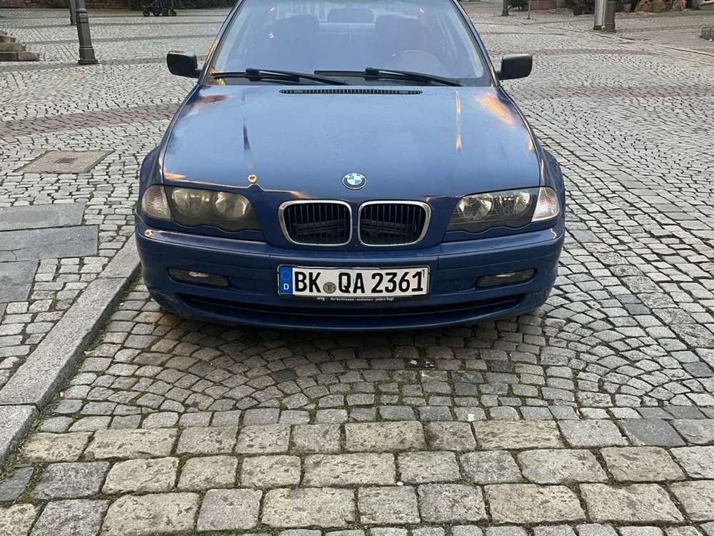 BMW 320 320d
