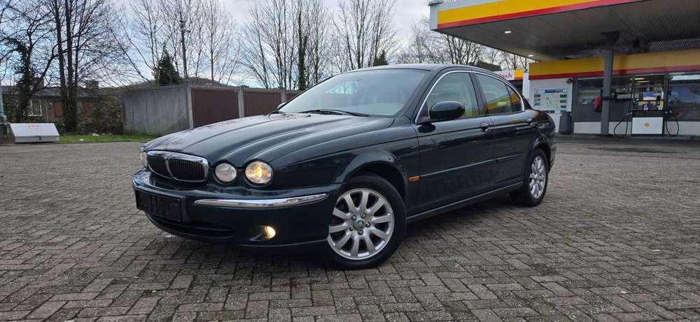Jaguar X-Type 2.5 V6 Executive TOP WAGEN TÜV/AU NEU