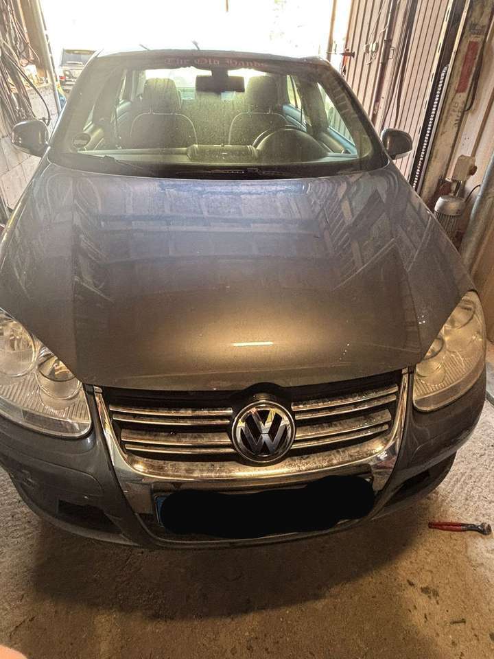 Volkswagen Jetta 1.6 FSI