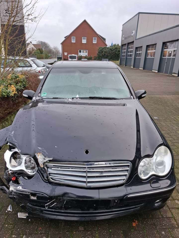 Mercedes-Benz C 180 C-Klasse+Kompressor+Elegance