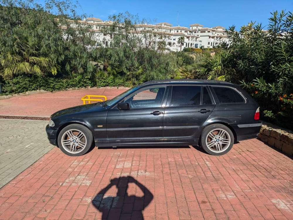 BMW 330 330xi touring