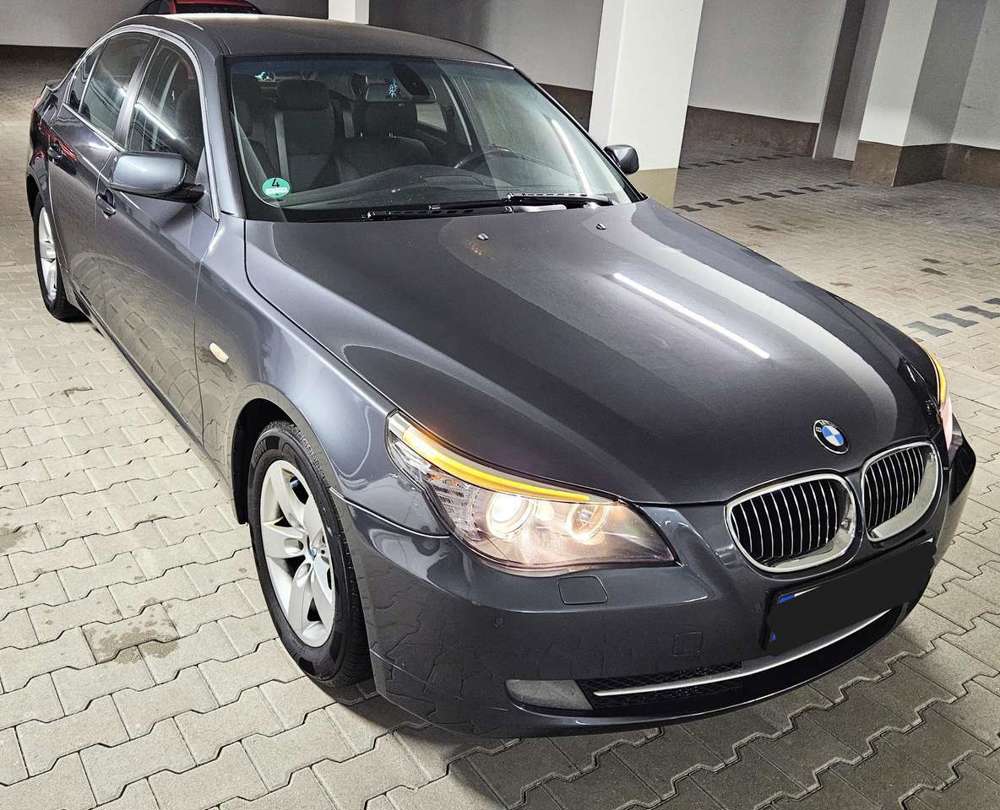 BMW 520 520i