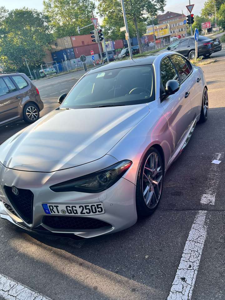 Alfa Romeo Giulia 2.2 t Business Sport Launch Edition 180cv auto
