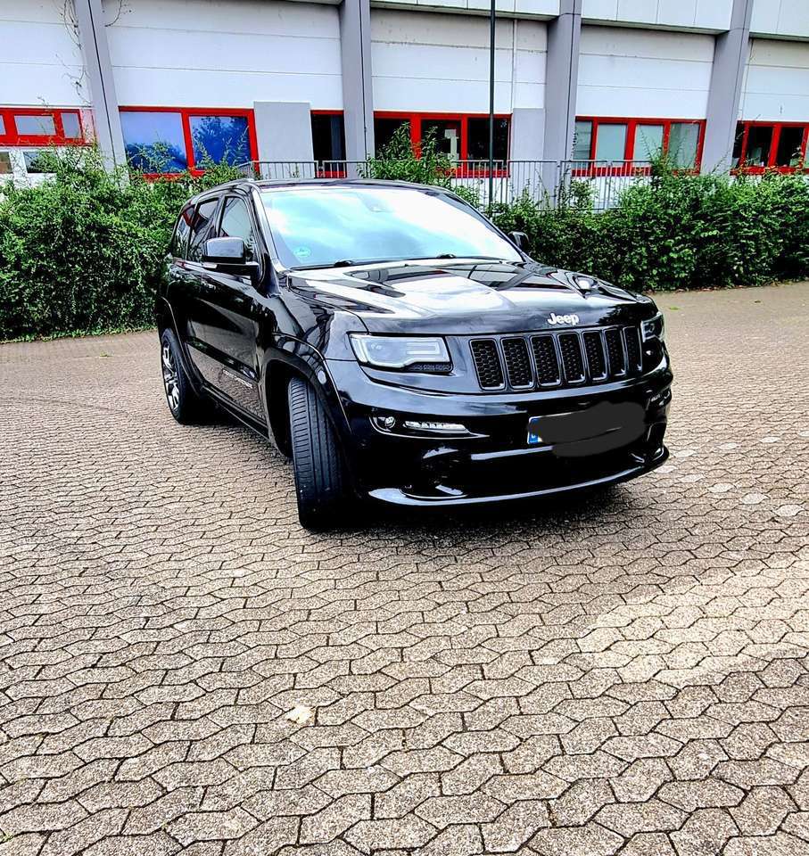 Jeep Grand Cherokee SRT8