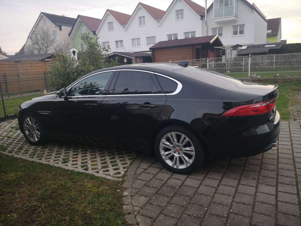 Jaguar XF XF 30d Aut. Portfolio