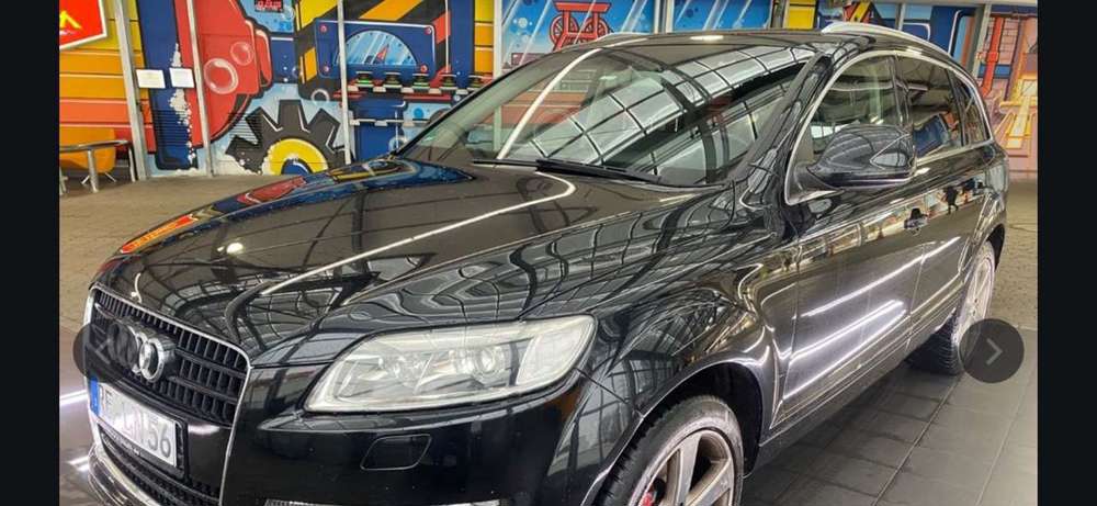 Audi Q7 3.0 TDI DPF quattro tiptronic