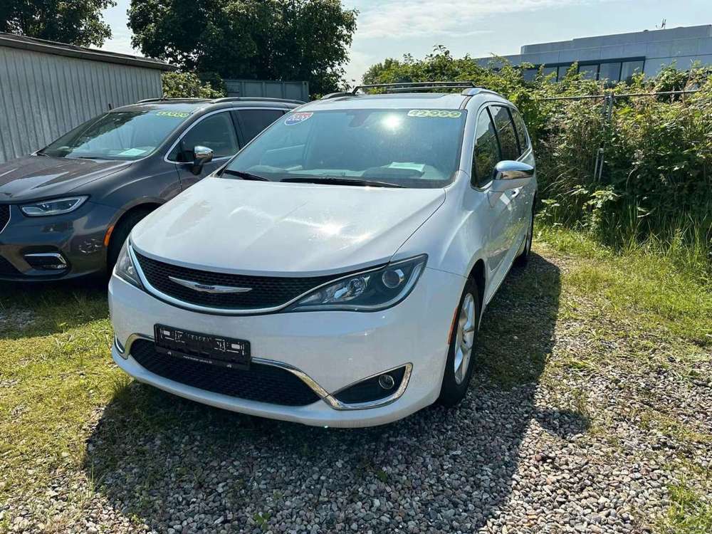 Chrysler Pacifica 3,6 Limited  Unfallfrei + weitere SALE!
