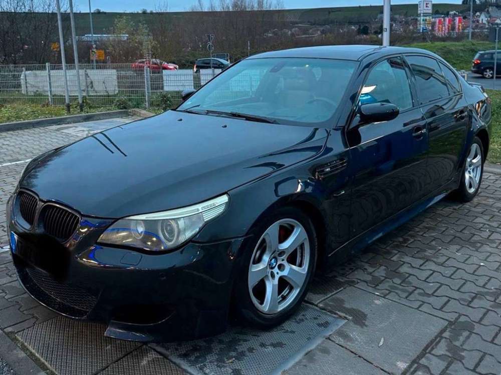 BMW 545 545i