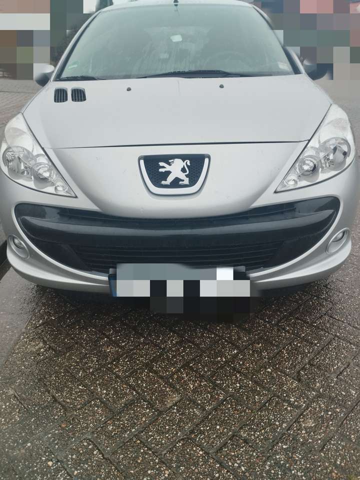 Peugeot 206 206++75
