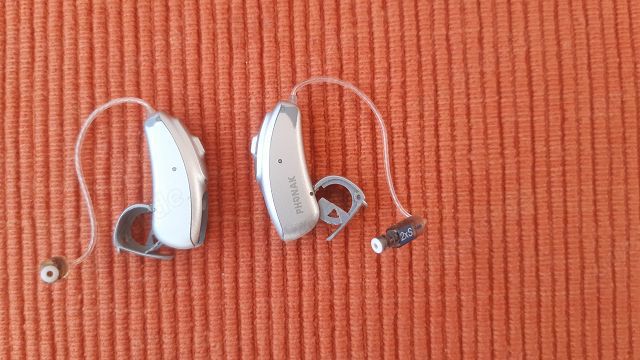 2 Stück Hörgeräte Phonak Audeo B 30 ; 312 mit Trockenbox