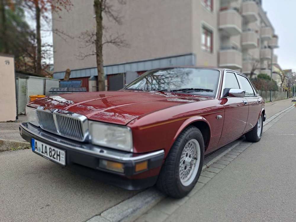 Jaguar XJ40 Sovereign