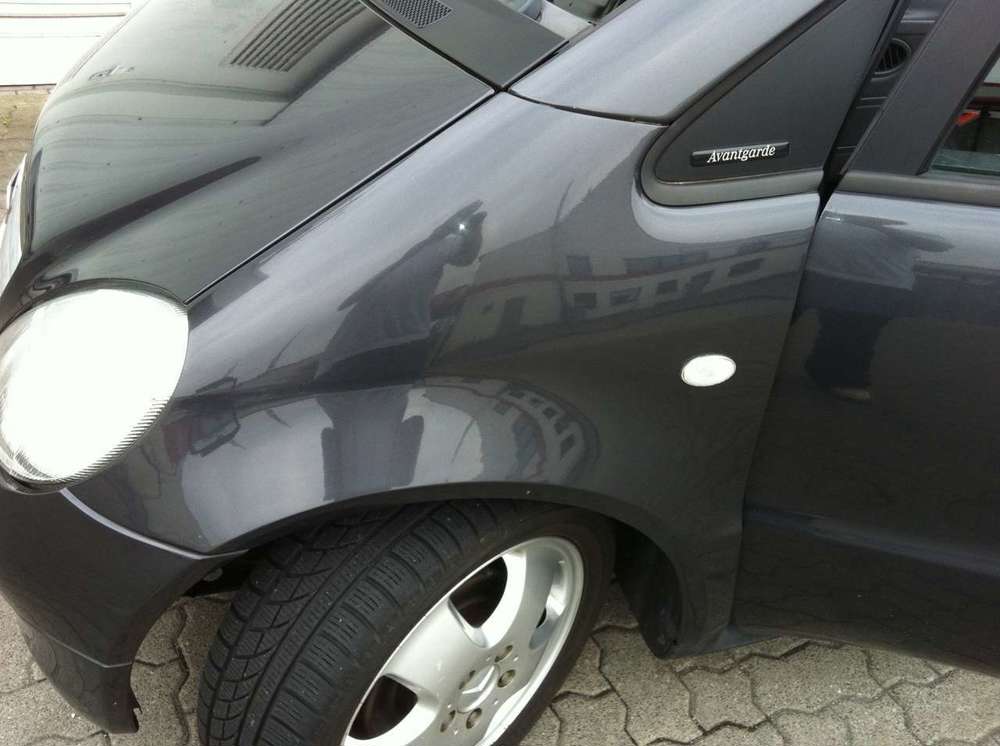 Mercedes-Benz A 190 A+190+Avantgarde