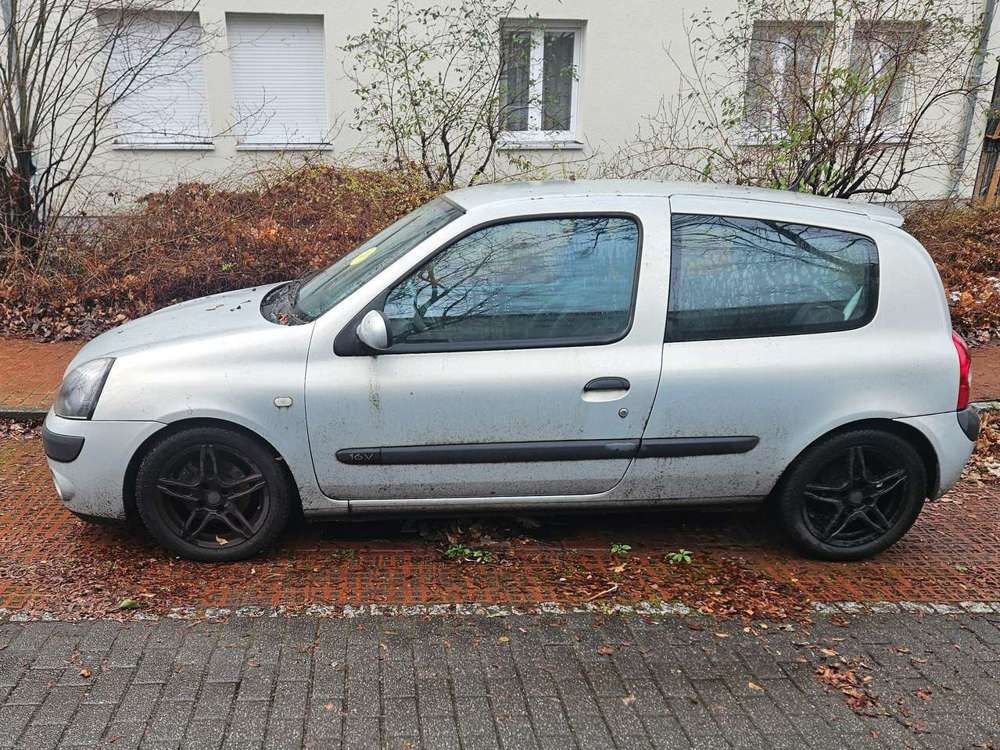 Renault Clio Clio 1.2 16V Confort Authentique