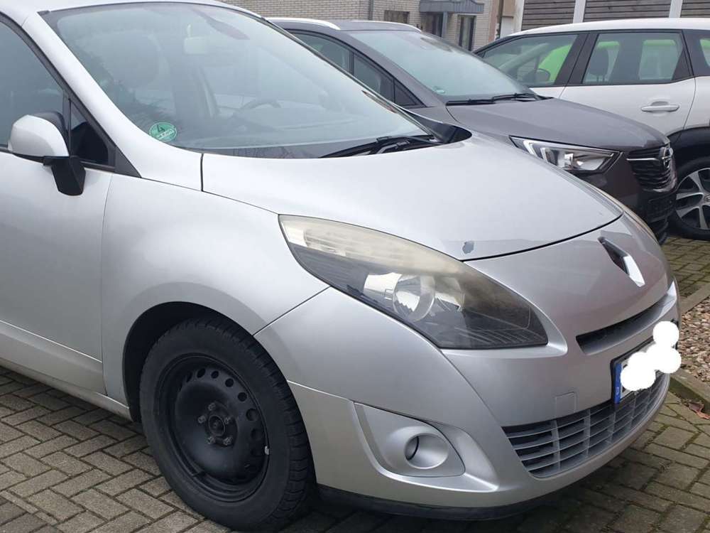 Renault Grand Scenic dCi 110 FAP Dynamique