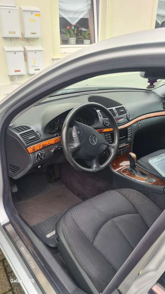 Mercedes-Benz E 320 E 320 CDI Avantgarde DPF