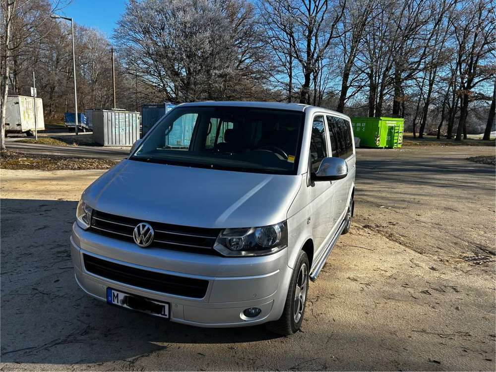 Volkswagen T5 Caravelle Caravelle Lang DSG 4MOTION Trendline
