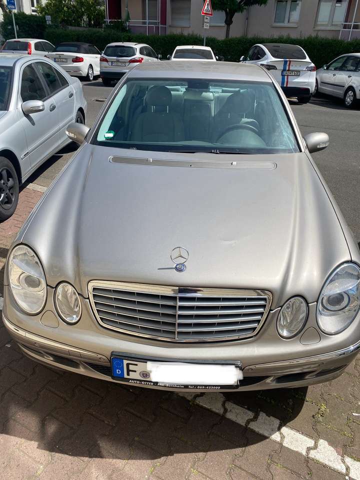 Mercedes-Benz E 240 E 240 (211.061)
