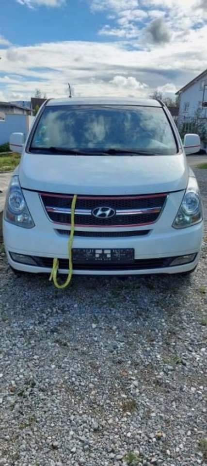 Hyundai H-1 2.5 CRDi Travel Comfort