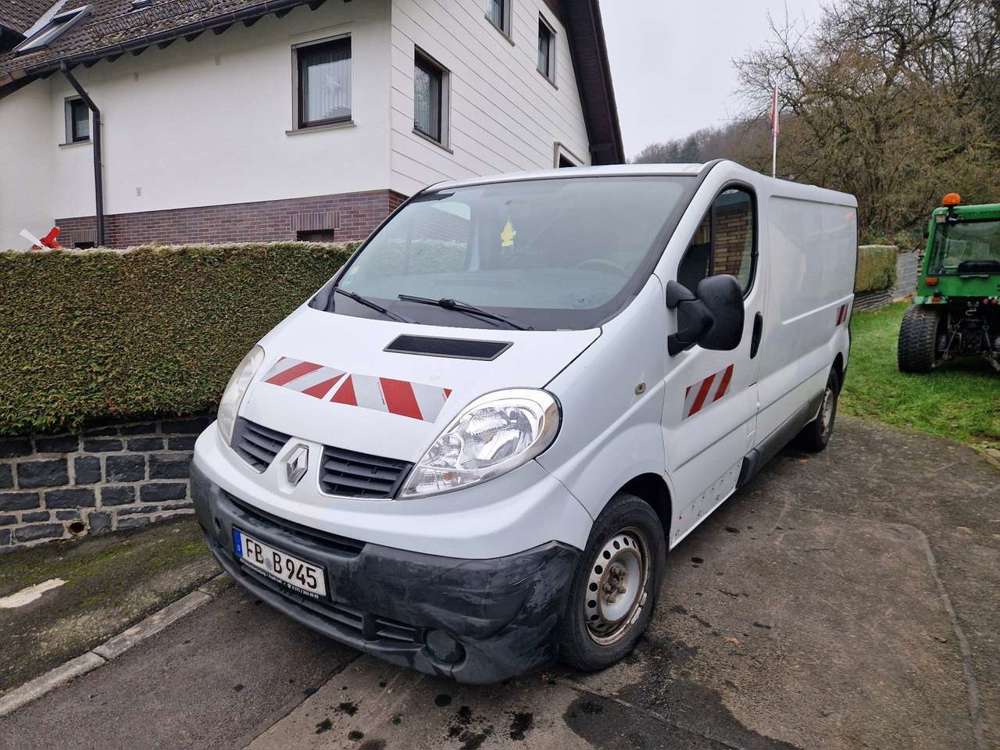 Renault Trafic 2.0 dCi 115 FAP L2H1