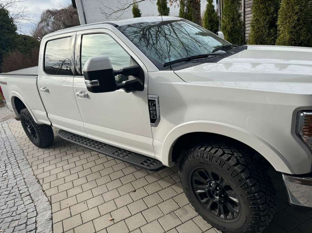 Ford F 250 F 250 LARIAT Super Duty TREMOR