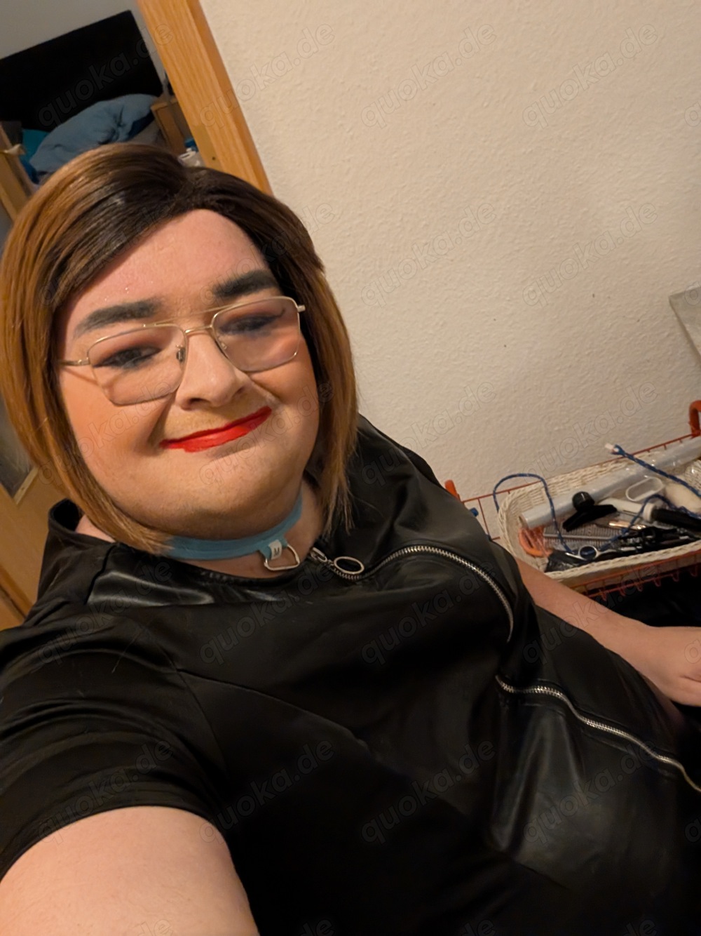 TV Sissy sucht online Herr oder Live für No Limits