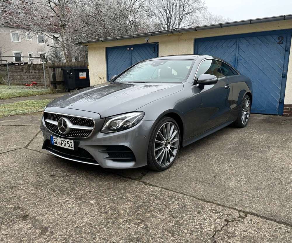 Mercedes-Benz E 400 4Matic Coupe 9G-TRONIC AMG Line