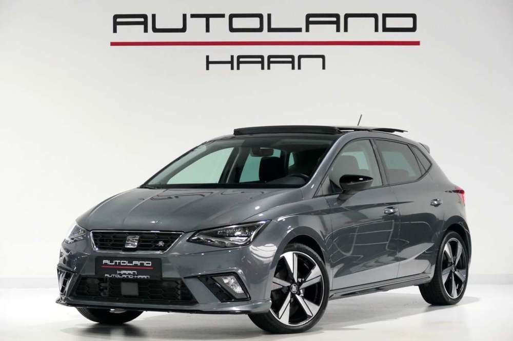 SEAT Ibiza 1.5 FR Black Edition *Pano*Cam*Beats*LED* SEAT Ibiza 1.5 FR Black Edition *Pano*Cam*Beats*LED*