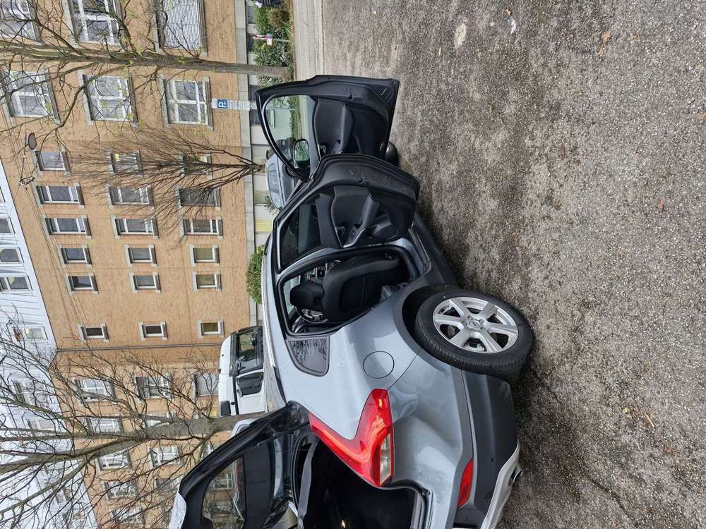 Volvo V40 Plus