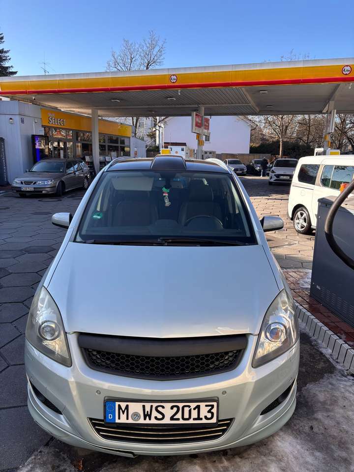 Opel Zafira 1.8 Edition