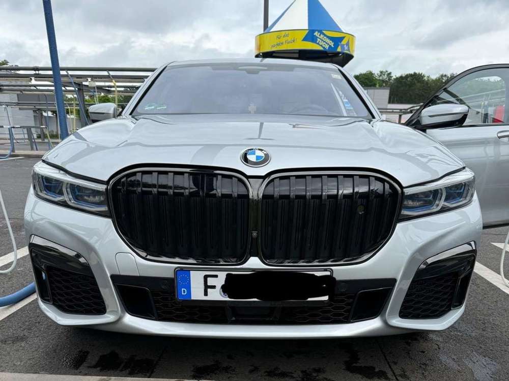 BMW 760 M760Li xDriveV12 Excellence