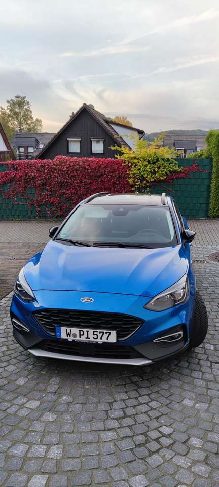Ford Focus Focus 1.0 EcoBoost Hybrid ACTIVE