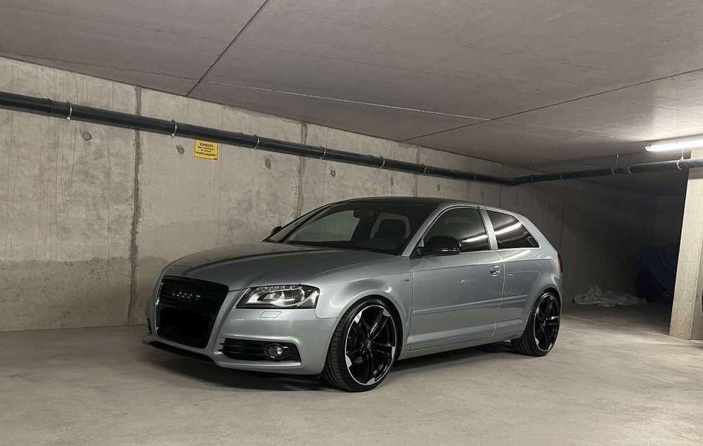 Audi A3 S line Sportpaket (plus) - TÜV/HU  Inspektion Ne