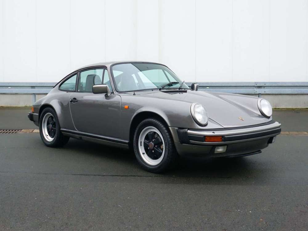 Porsche 911 911 Carrera 3.2 Coupe -Exklusiv Manufaktur -