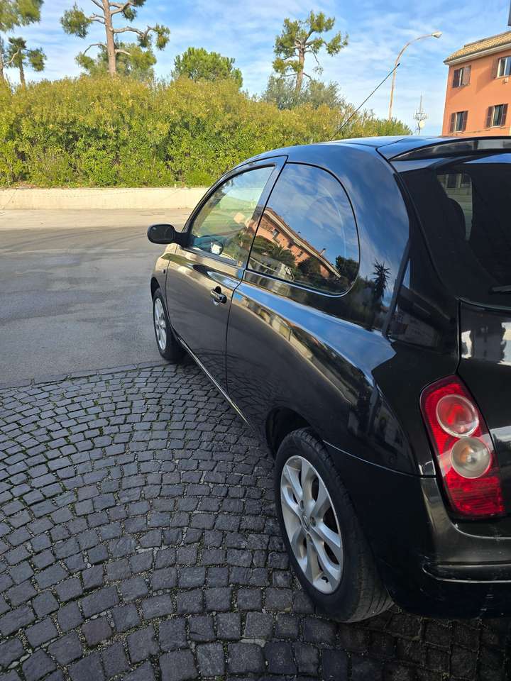 Nissan Micra