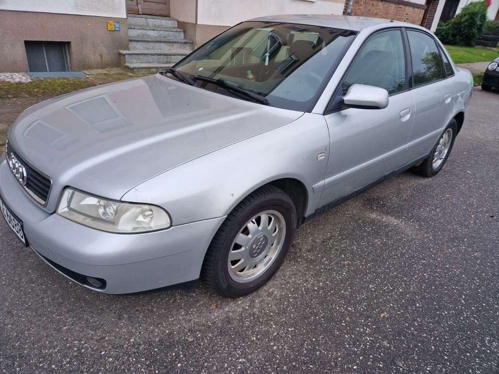 Audi A4 A4 1.6