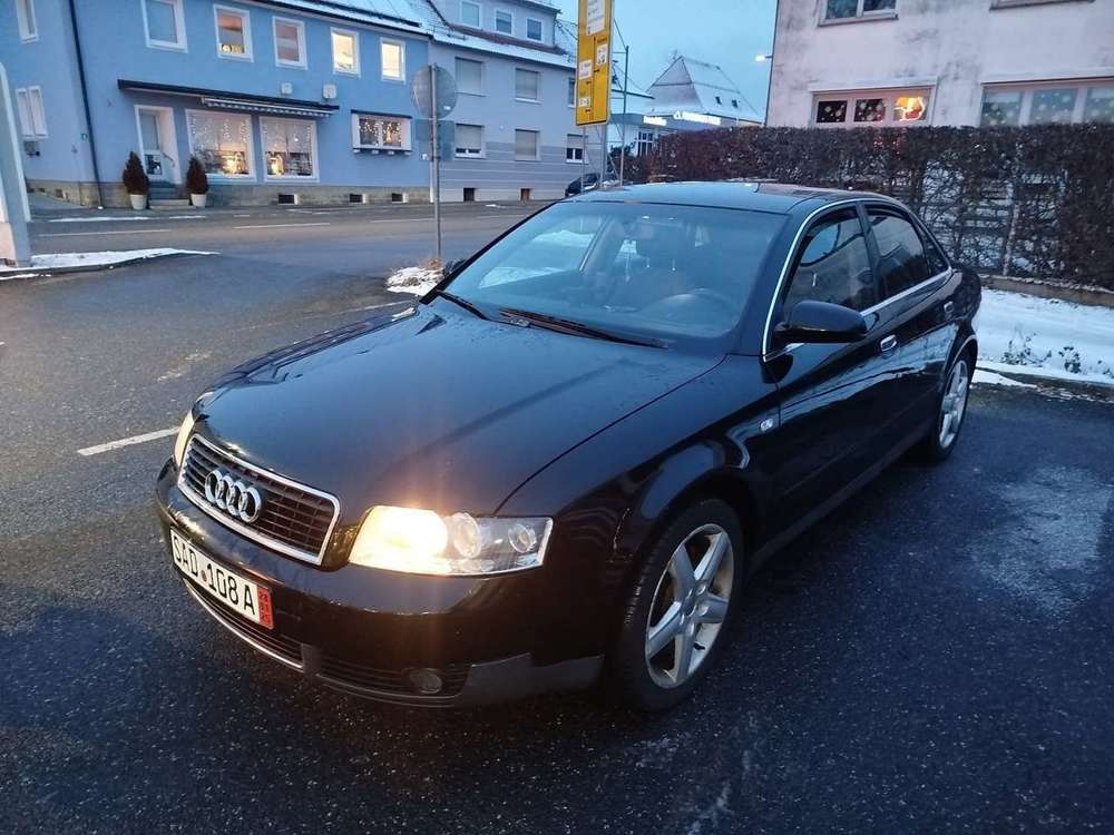 Audi A4 2.5 TDI quattro