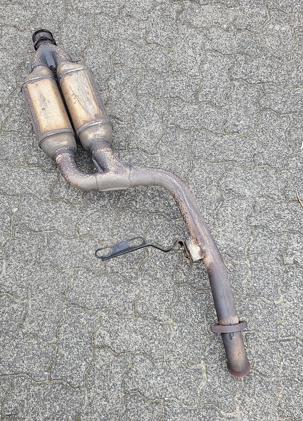 Mercedes-Benz W208 230K Katalysatoren Mercedes-Benz W208 230K Katalysatoren